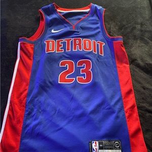 BLAKE GRIFFIN DETROIT PISTONS JERSEY